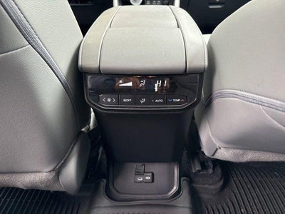 2025 Toyota Highlander XLE AWD