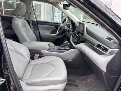 2025 Toyota Highlander XLE AWD