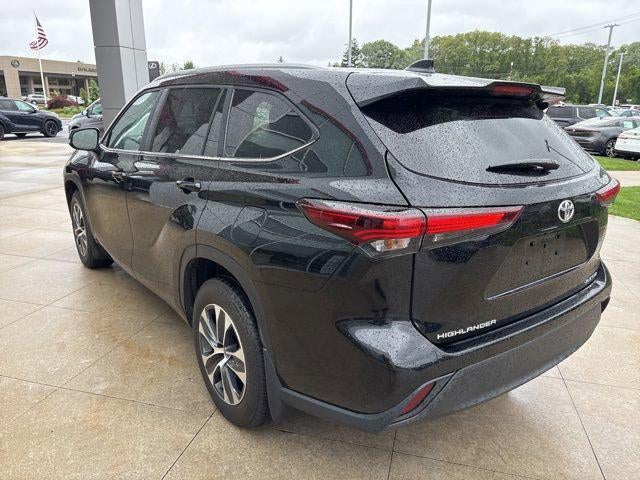 2025 Toyota Highlander XLE AWD