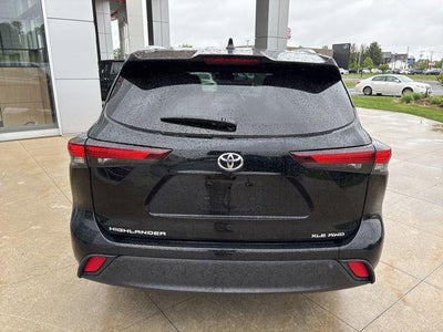 2025 Toyota Highlander XLE AWD