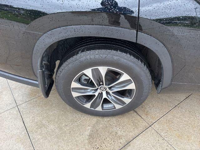 2025 Toyota Highlander XLE AWD