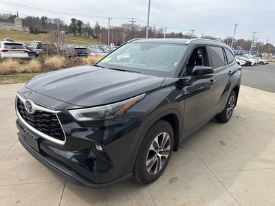 2025 Toyota Highlander XLE AWD