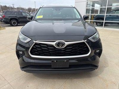 2025 Toyota Highlander XLE AWD