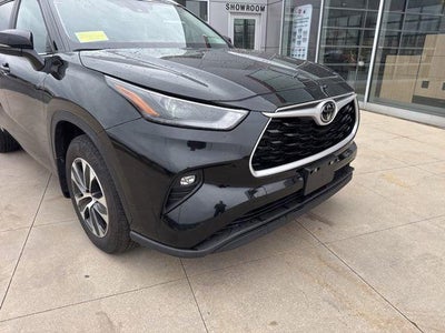 2025 Toyota Highlander XLE AWD