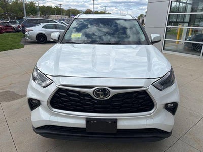 2023 Toyota Highlander XLE AWD