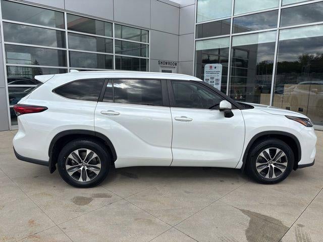 2023 Toyota Highlander XLE AWD