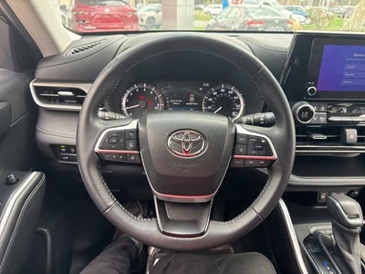 2023 Toyota Highlander LE AWD