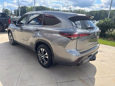 2026 Toyota Highlander XLE AWD