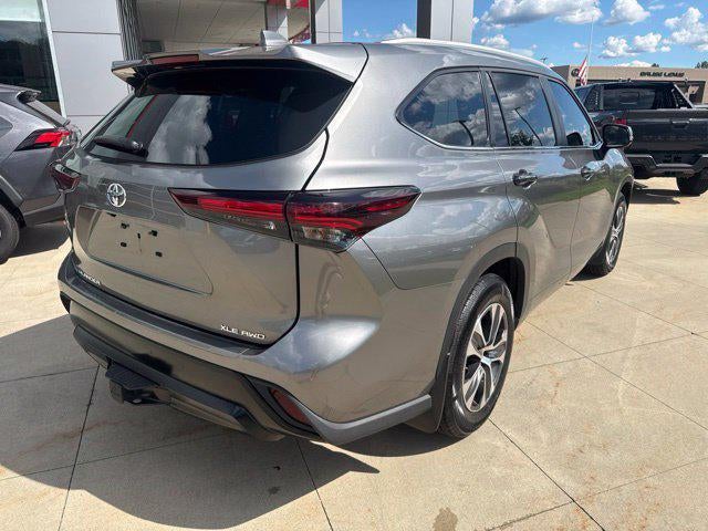 2026 Toyota Highlander XLE AWD