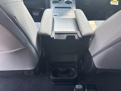 2026 Toyota Sienna LE FWD 8-Passenger