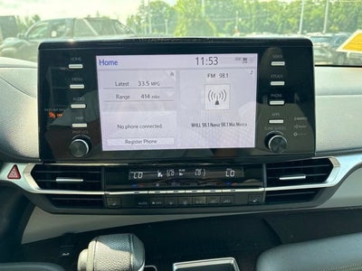 2023 Toyota Sienna Base
