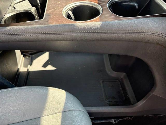 2023 Toyota Sienna Base