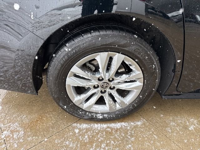 2022 Toyota Sienna Limited AWD 7-Passenger