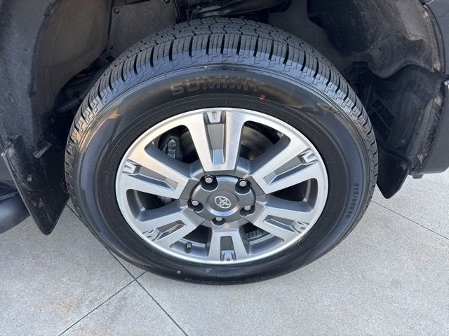 2021 Toyota Tundra Platinum CrewMax 5.5' Bed 5.7L