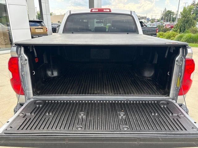 2017 Toyota Tundra Platinum CrewMax 5.5' Bed 5.7L