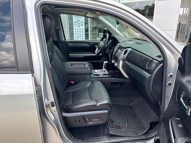 2017 Toyota Tundra Platinum CrewMax 5.5' Bed 5.7L