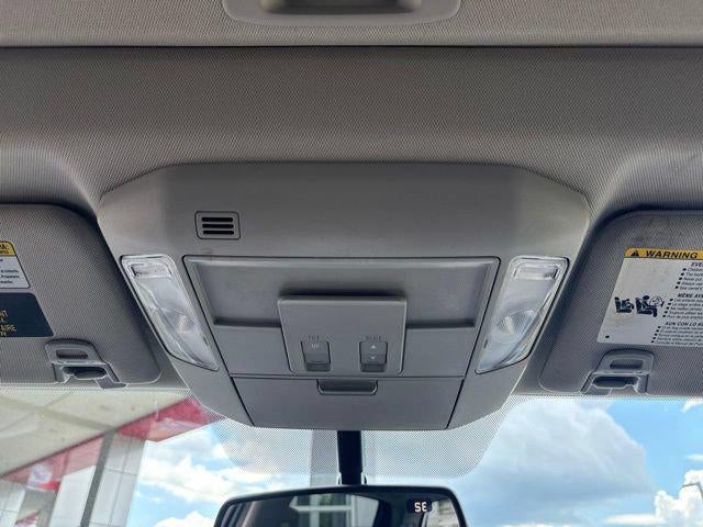2017 Toyota Tundra Platinum CrewMax 5.5' Bed 5.7L