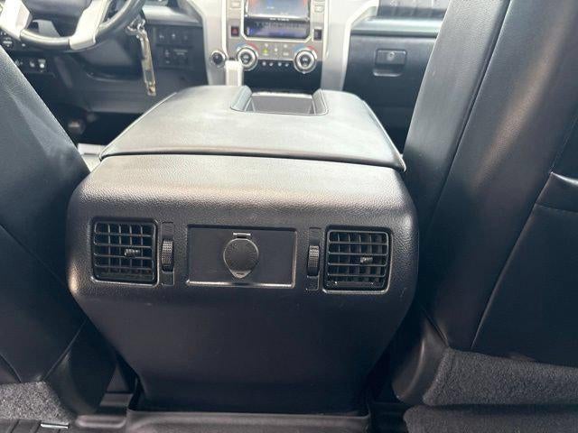 2017 Toyota Tundra Platinum CrewMax 5.5' Bed 5.7L