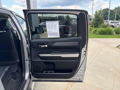 2017 Toyota Tundra Platinum CrewMax 5.5' Bed 5.7L