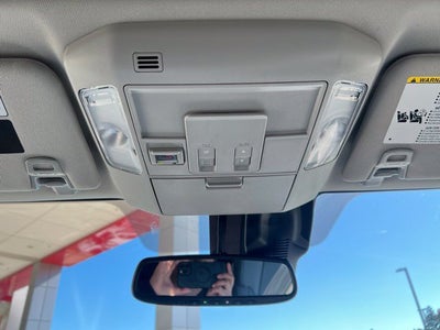 2021 Toyota Tundra Limited CrewMax 5.5' Bed 5.7L