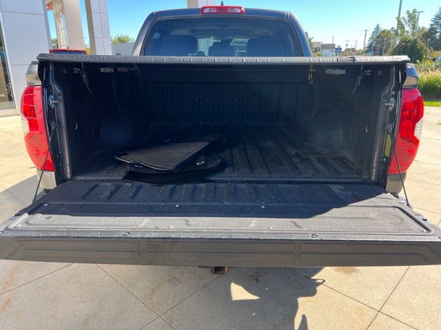 2021 Toyota Tundra Limited CrewMax 5.5' Bed 5.7L