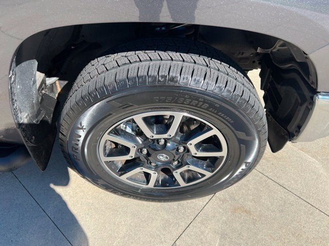 2021 Toyota Tundra Limited CrewMax 5.5' Bed 5.7L