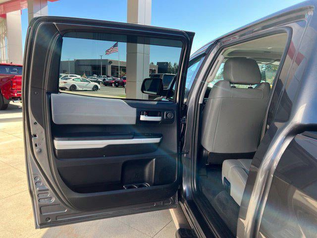 2021 Toyota Tundra Limited CrewMax 5.5' Bed 5.7L