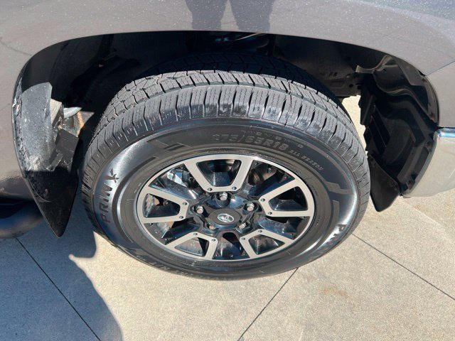 2021 Toyota Tundra Limited CrewMax 5.5' Bed 5.7L
