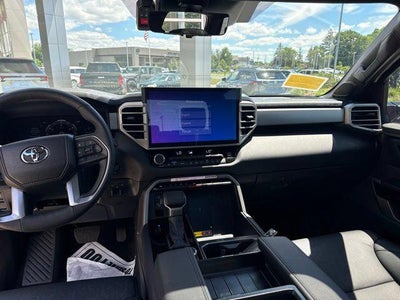 2025 Toyota Tundra Limited CrewMax 5.5' Bed