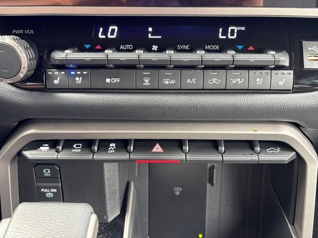 2026 Toyota Tundra Limited CrewMax 5.5' Bed