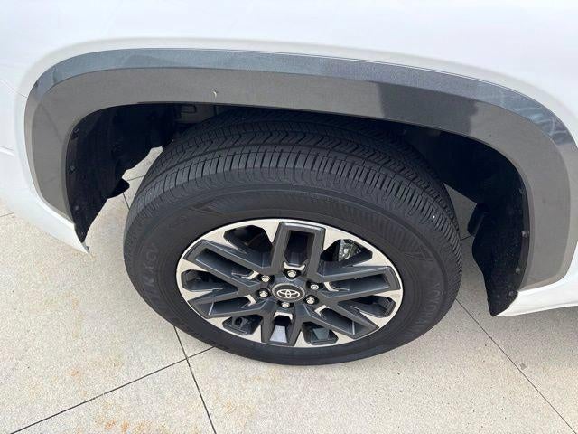 2026 Toyota Tundra Limited CrewMax 5.5' Bed