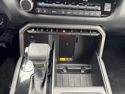 2026 Toyota Tundra Limited CrewMax 5.5' Bed