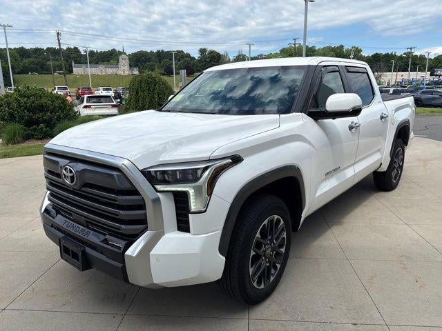 2026 Toyota Tundra Limited CrewMax 5.5' Bed