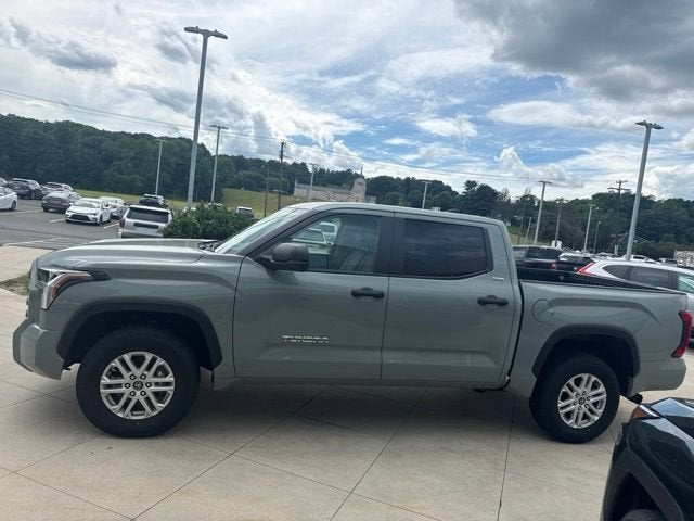 2024 Toyota Tundra SR5 CrewMax 5.5' Bed