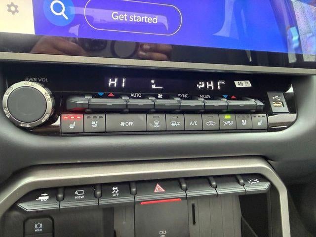 2026 Toyota Tundra Platinum CrewMax 5.5' Bed