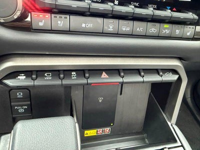 2026 Toyota Tundra Platinum CrewMax 5.5' Bed