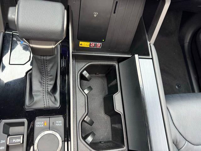 2026 Toyota Tundra Platinum CrewMax 5.5' Bed