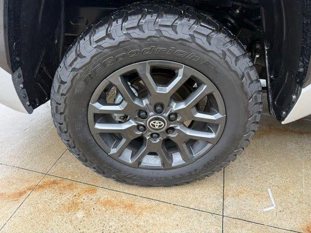 2026 Toyota Tundra Platinum CrewMax 5.5' Bed