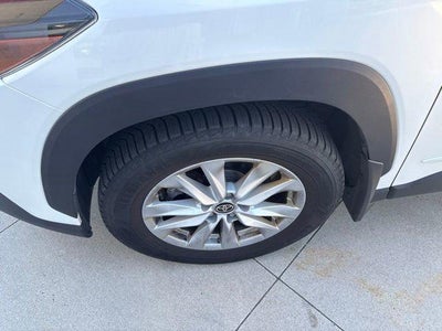 2023 Toyota Corolla Cross LE 4WD