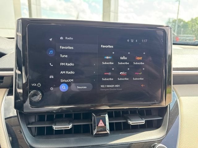 2024 Toyota Corolla Cross XLE 4WD