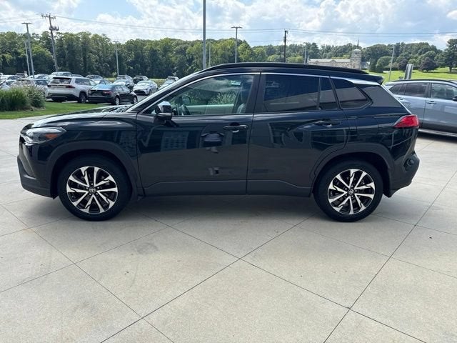 2024 Toyota Corolla Cross XLE 4WD