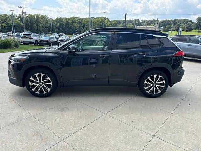 2024 Toyota Corolla Cross XLE 4WD