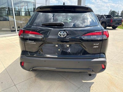 2024 Toyota Corolla Cross XLE 4WD