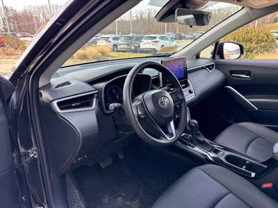2025 Toyota Corolla Cross XLE 2WD