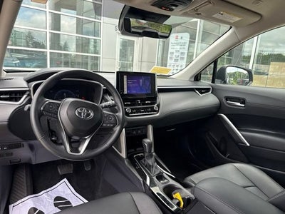 2025 Toyota Corolla Cross XLE 2WD