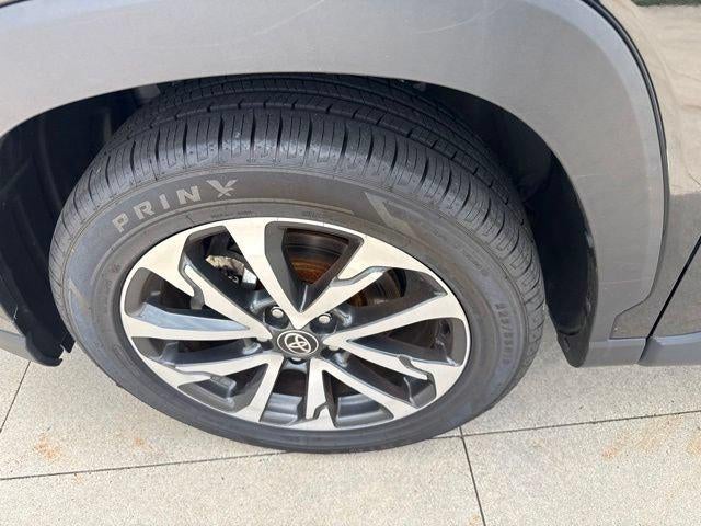 2025 Toyota Corolla Cross XLE 2WD
