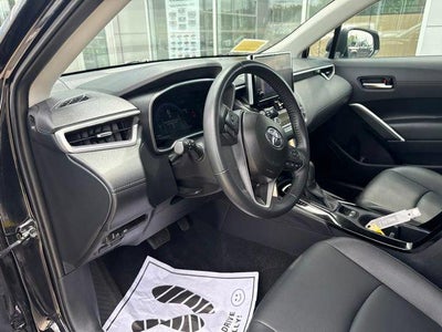 2025 Toyota Corolla Cross XLE 2WD