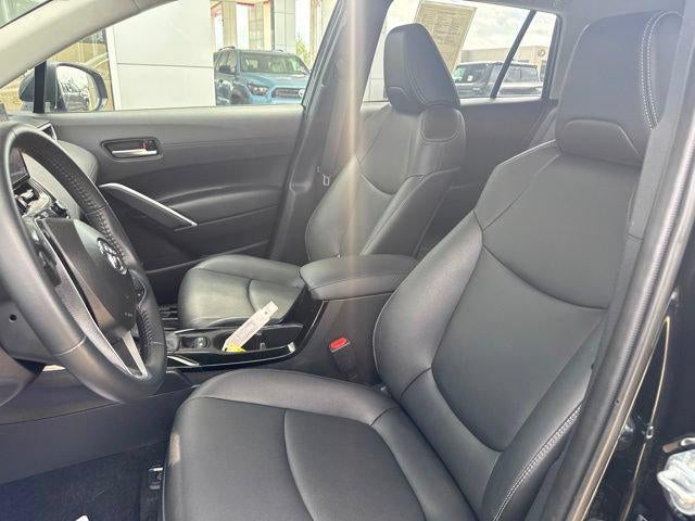 2025 Toyota Corolla Cross XLE 2WD