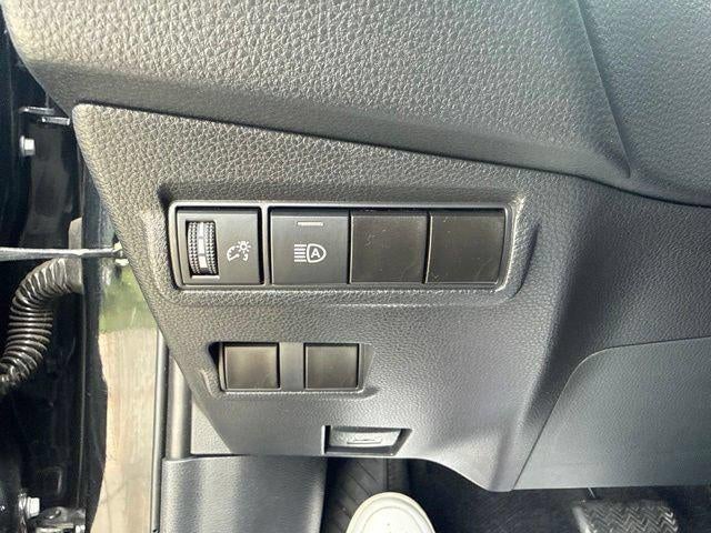 2025 Toyota Corolla Cross XLE 2WD