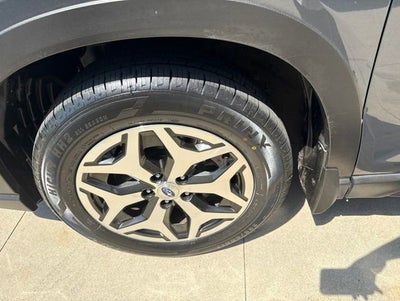 2024 Subaru Forester Premium AWD